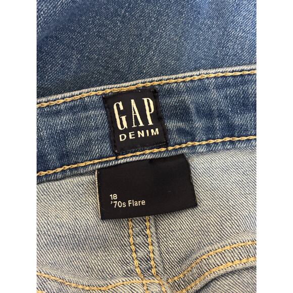Gap Denim Jeans Girls 18 Blue Mid Rise 70s Flare Everyday Style School Retro - Picture 5 of 9